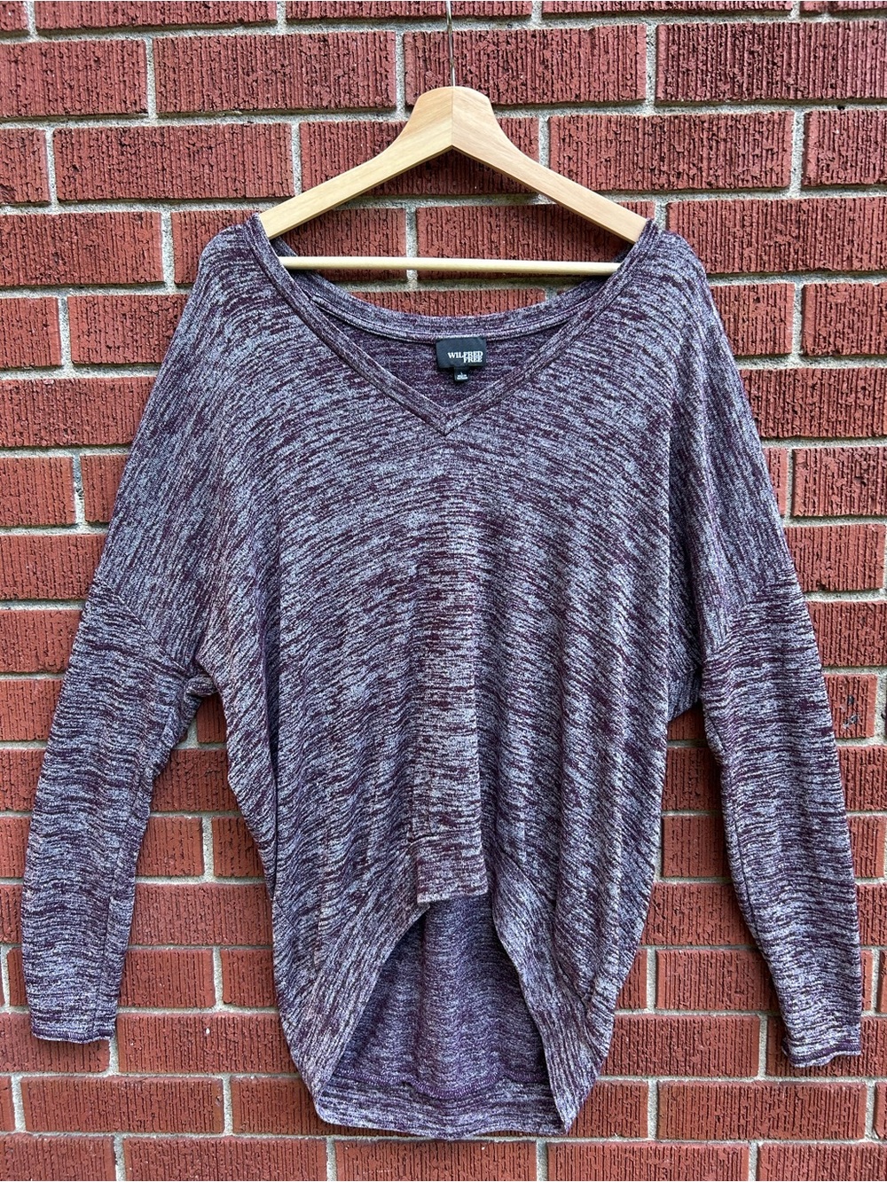 Aritzia Wilfred Free Marled V-Neck Dolman Sweater Burgundy L